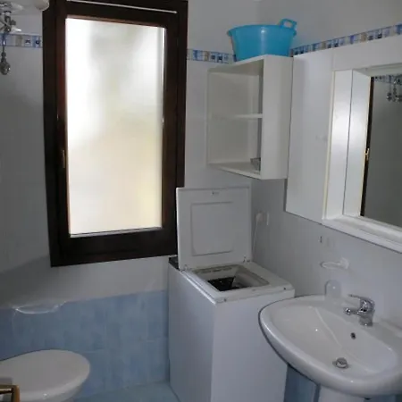 Villa Townhouse With Enclosed Private Garden *